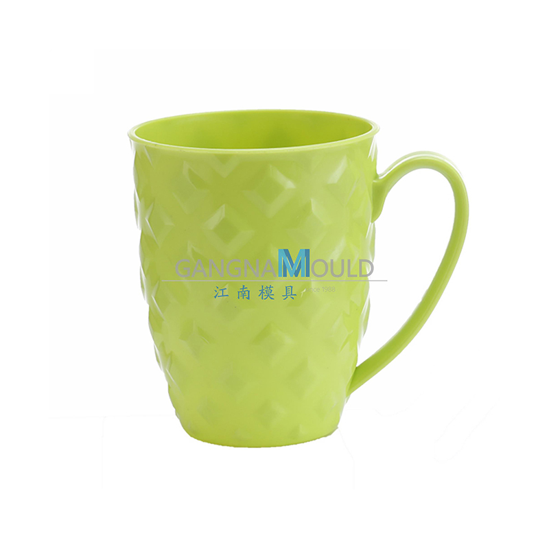 JN-344 Injection molded toothbrush cup mold