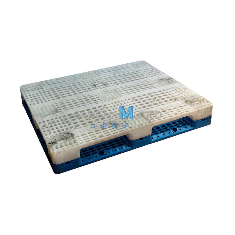 Pallet Mold provides a practical solution for producing plastic pallets with customized shapes, dimensions, and structural features.